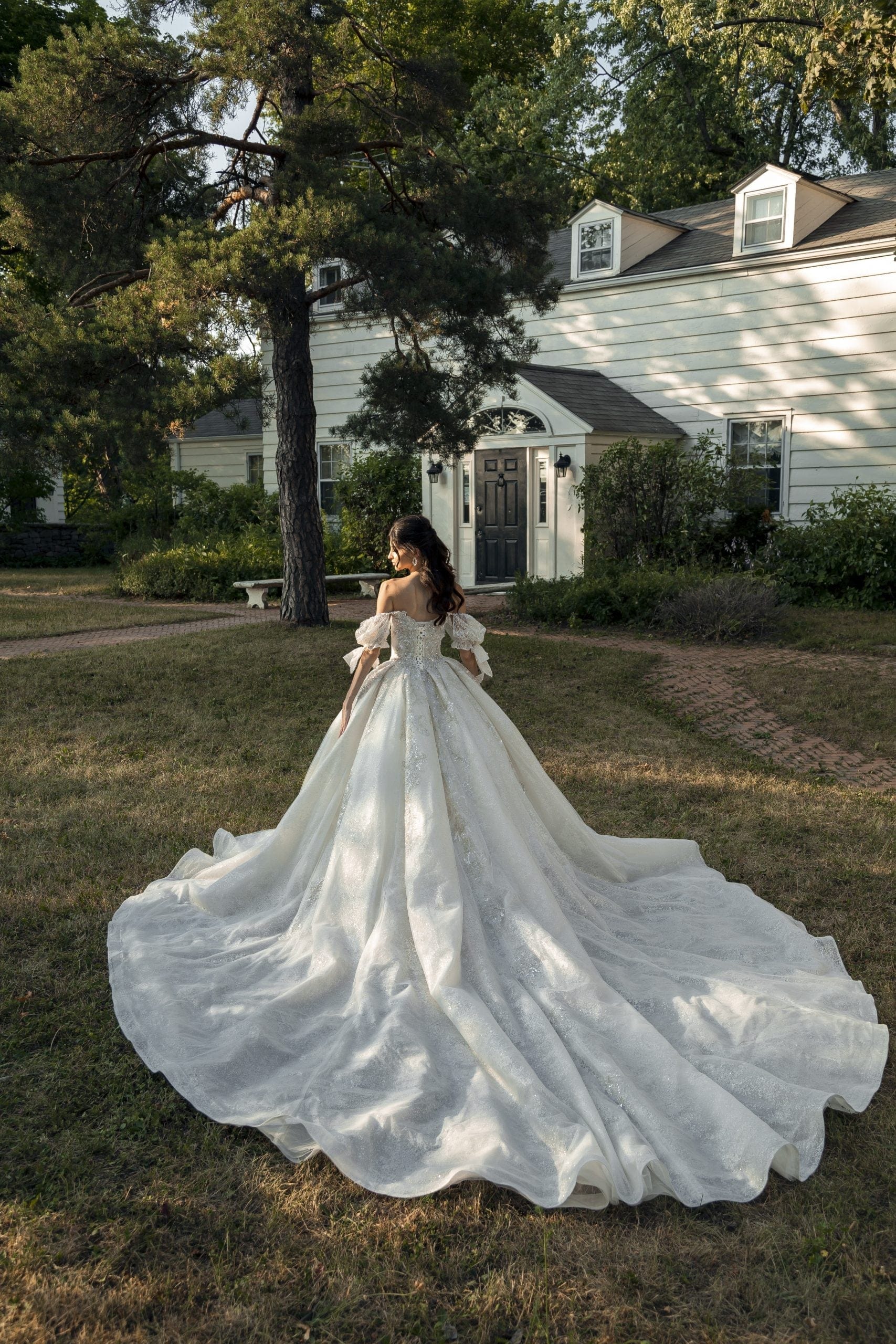 Bridal gown hotsell stores near me