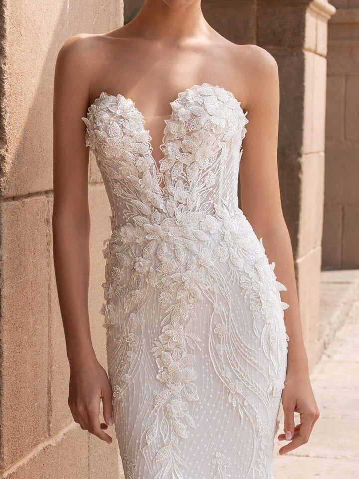 Pronovias Wedding Dress Pronovias: Aethra