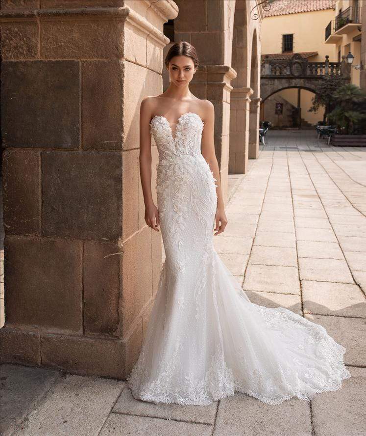 Pronovias Wedding Dress Pronovias: Aethra