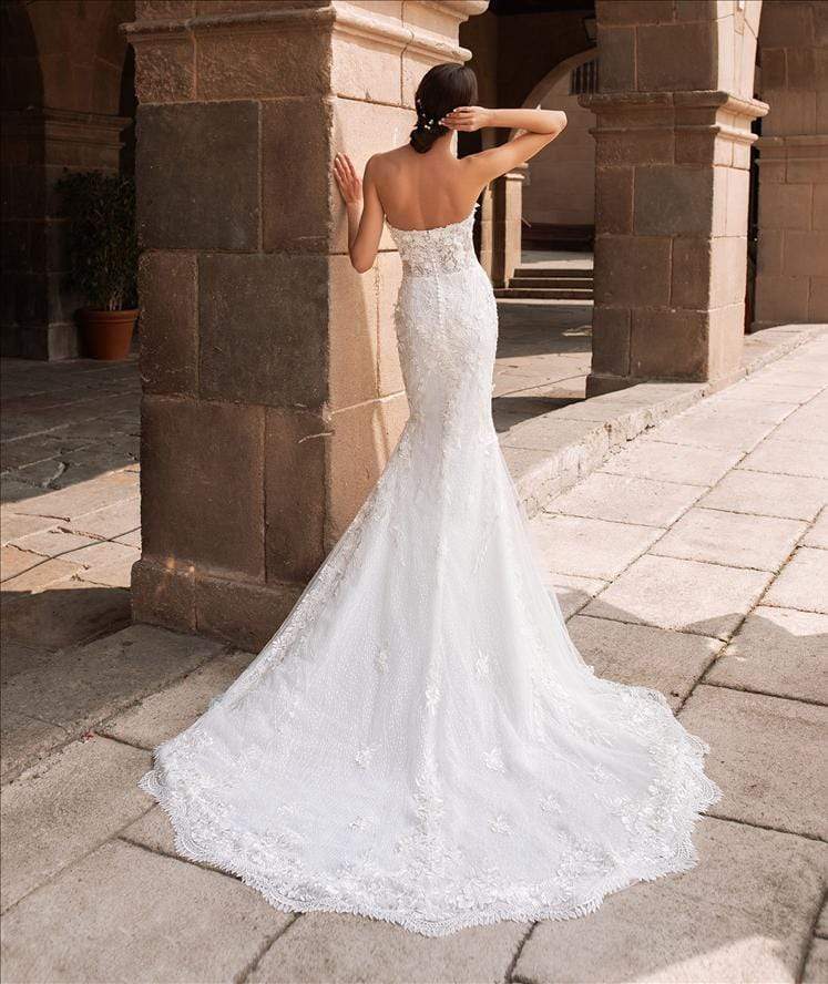 Pronovias Wedding Dress Pronovias: Aethra