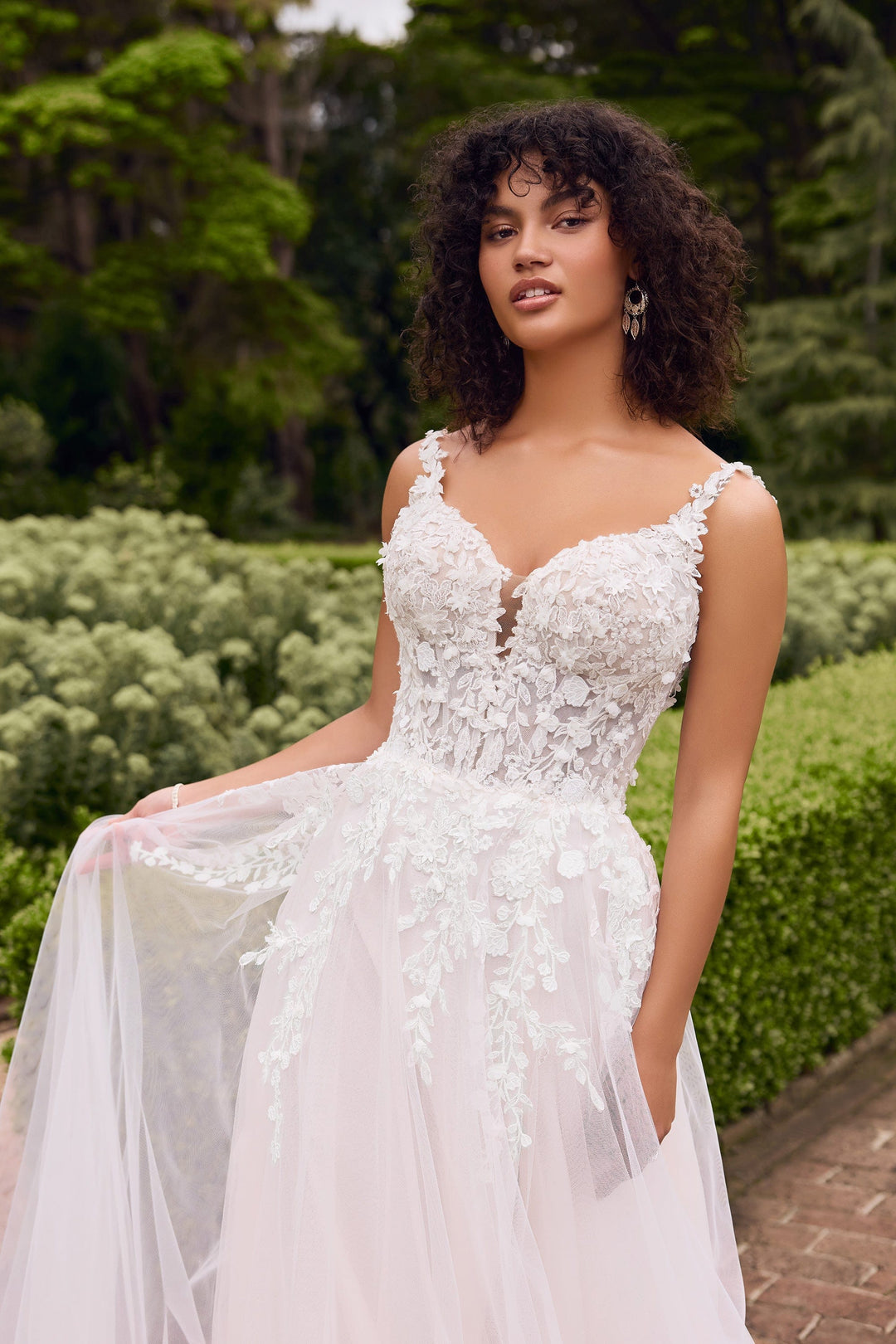 Sophia Tolli Wedding Dress Sophia Tolli: Y3126 - Daphne