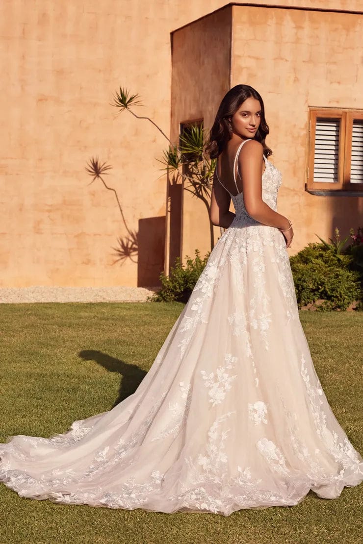 Sophia Tolli Wedding Dress Sophia Tolli: Y3129 - Freya